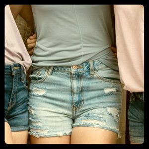 Baby blue jean shorts/vintage plain blue top